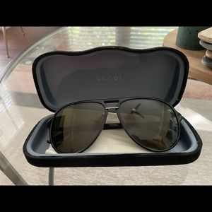 Gucci Black Aviator Sunglasses